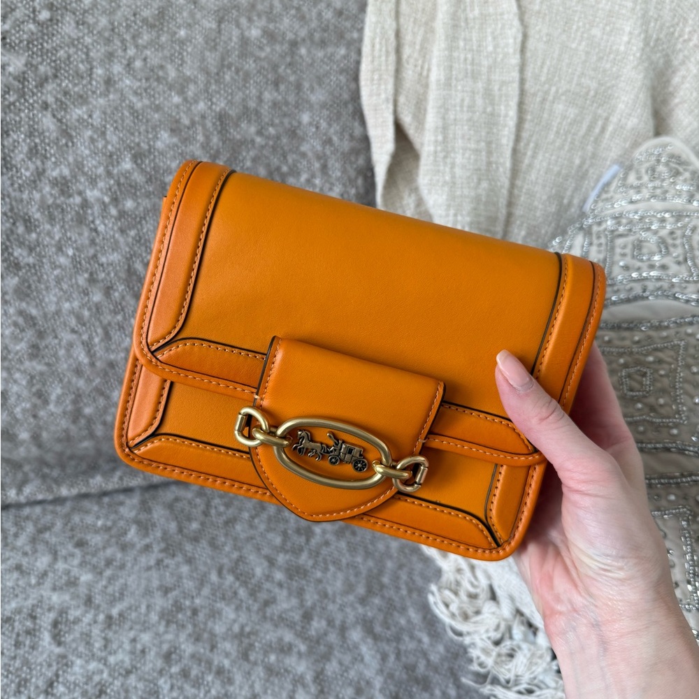 🧡NWT COACH Papaya Brass Hero Crossbody 🍊
